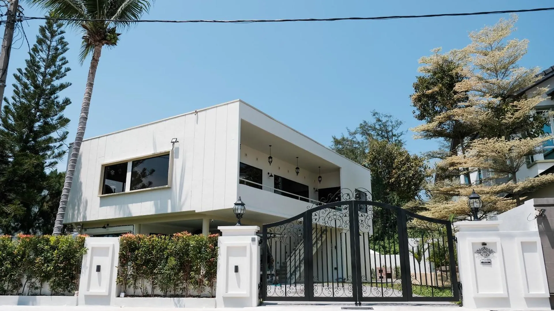 The Nine Mansion Vila Butterworth